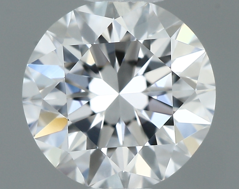 ROUND diamond
