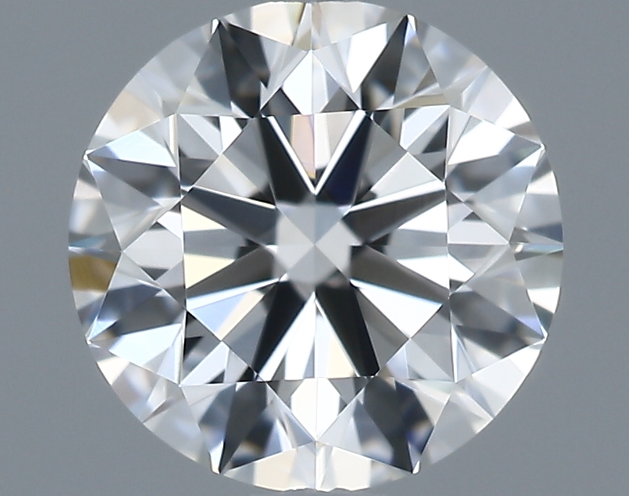 ROUND diamond