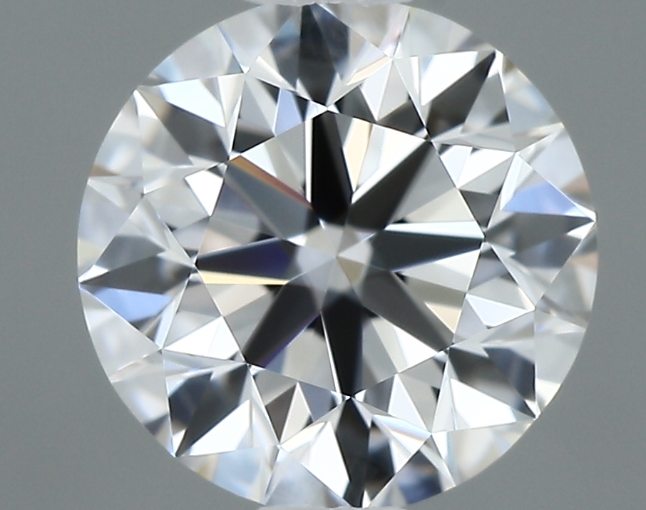 ROUND diamond