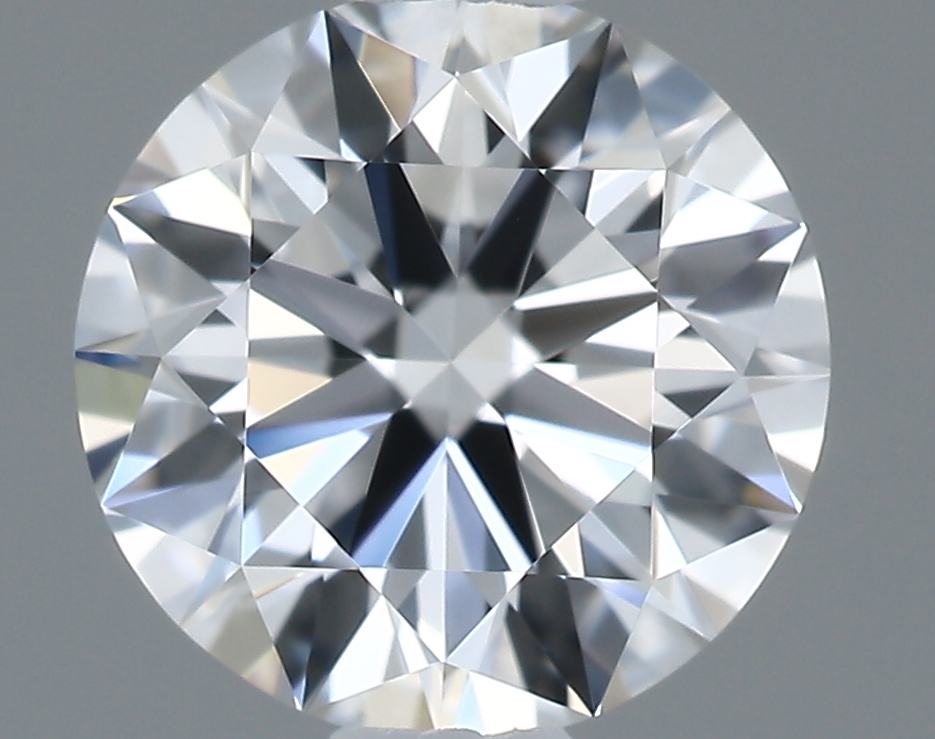 ROUND diamond