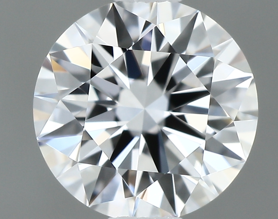 ROUND diamond