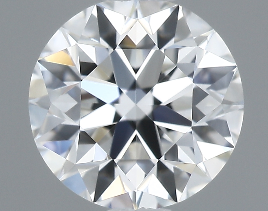 ROUND diamond