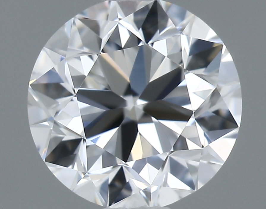 ROUND diamond